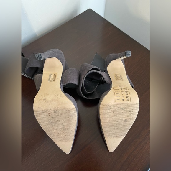 Forever 21 Gray Stilettos Size 8 - Picture 4 of 4